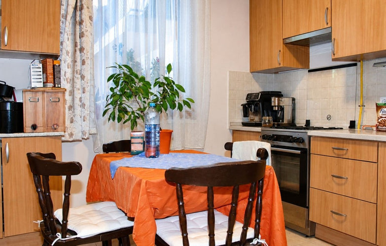 61 m²-es, 2. emeleti tégla lakás eladó Kecskeméten, a Szent-Györgyi Albert utcában