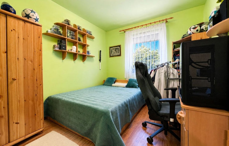 61 m²-es, 2. emeleti tégla lakás eladó Kecskeméten, a Szent-Györgyi Albert utcában