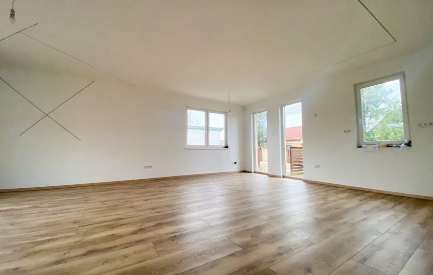 Kecskeméten ÚJ családi ház eladó!