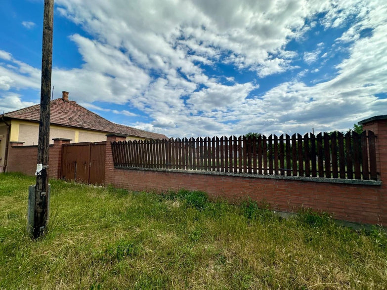 🏡 Már csak 2 új építésű otthon köthető le ezen a nagykőrösi telken!