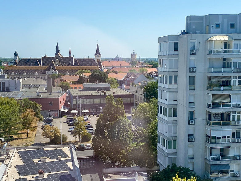 Kecskemét, Petőfi Sándor utcai lakás eladó!