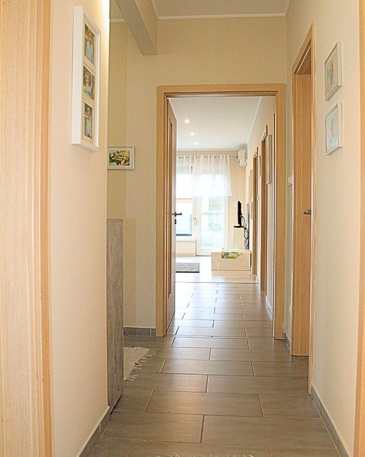 Modern 3 szobás családi ház – 93 m², terasszal és rendezett kerttel Katonatelepen