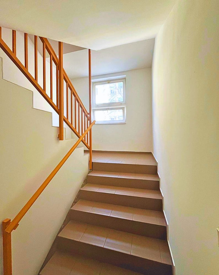 Eladó tégla lakás Kecskeméten, Hollandfalu közelében – 65 m², erkély, parkoló