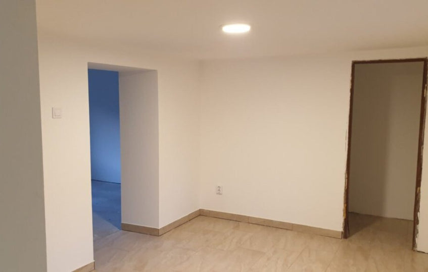 ELADÓ BELVÁROSI KERTES KIS CSALÁDI HÁZ