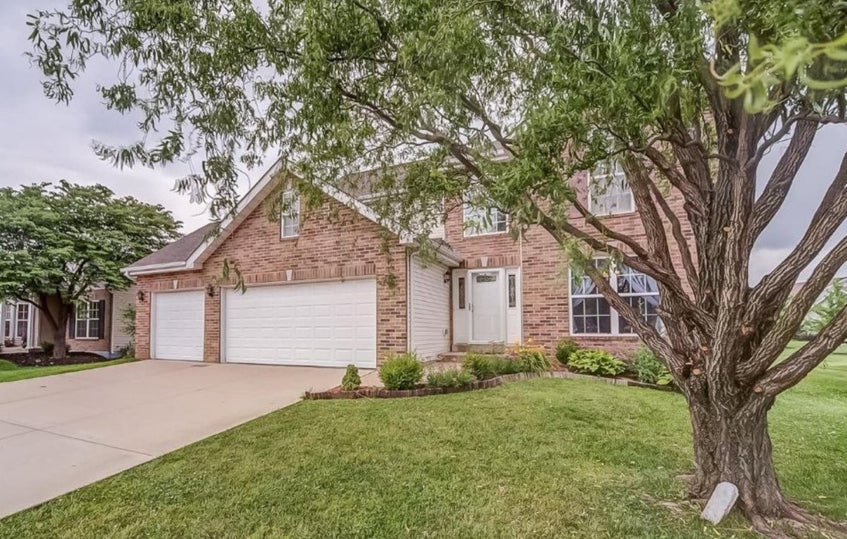 Egy igazán impozáns házat keres Kecskeméten? Ne menjen tovább, megtalálta!