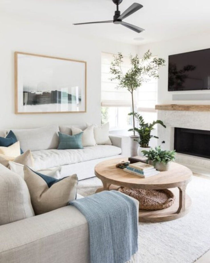 Napfényes napelemes 83 nm-es ház Vacsi közben eladó!