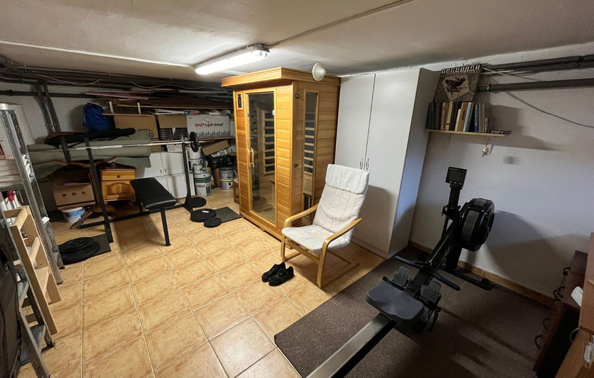 DUNAHARASZTI HATÁR ÚT – TELJESEN FELÚJÍTOTT, 159 M²-ES CSALÁDI HÁZ MEDENCÉVEL, SAJÁT SZAUNÁVAL, DUPLA GARÁZZSAL ÉS NAPELEMMEL