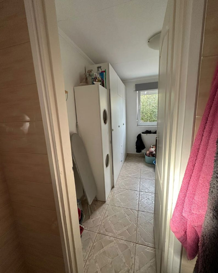 DUNAHARASZTI HATÁR ÚT – TELJESEN FELÚJÍTOTT, 159 M²-ES CSALÁDI HÁZ MEDENCÉVEL, SAJÁT SZAUNÁVAL, DUPLA GARÁZZSAL ÉS NAPELEMMEL