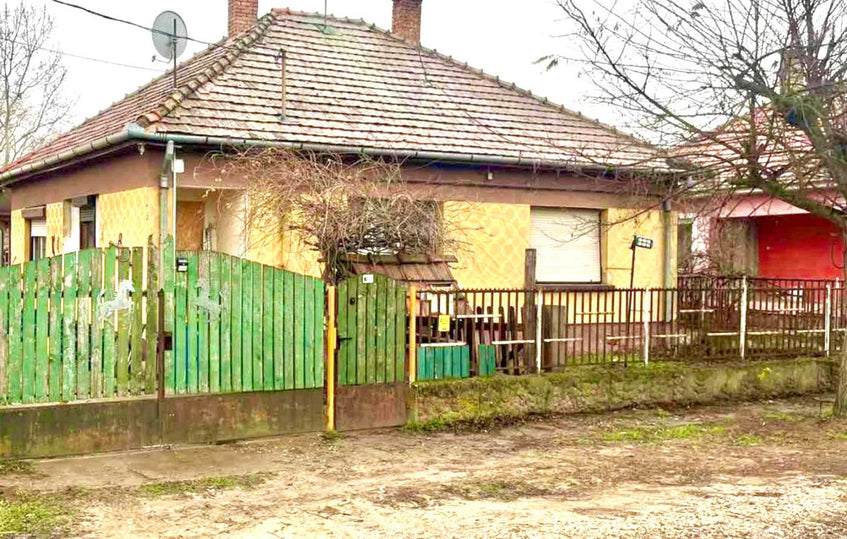 Kecskemét eladó családi ház 2 szobás: 45,9 millió Ft