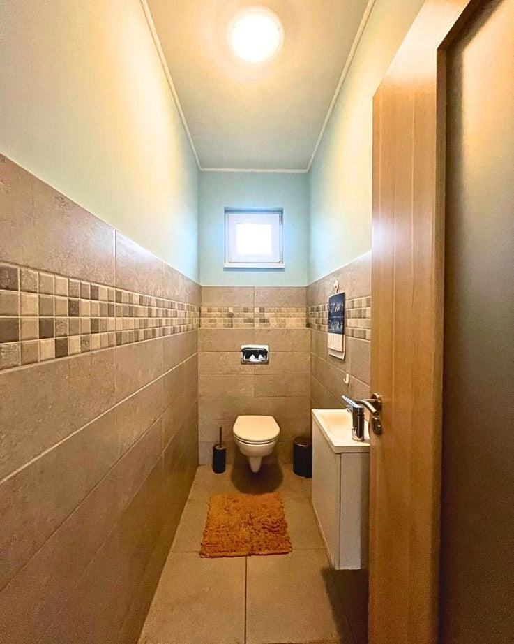 Modern 3 szobás családi ház – 93 m², terasszal és rendezett kerttel Katonatelepen